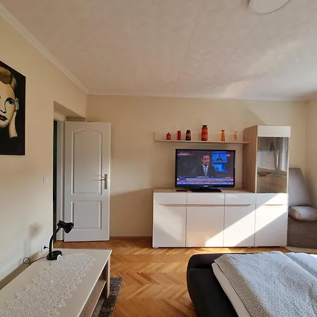 Curcic * Vrdnik